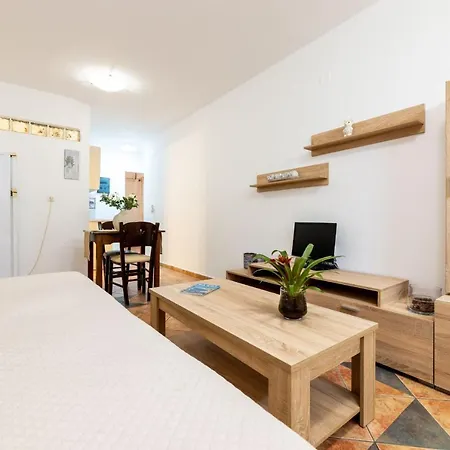 Cozy Parikia (Paros)